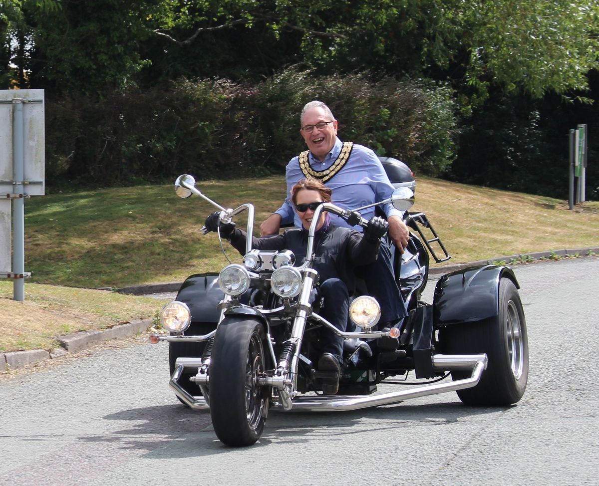 Wales&rsquo; first hub dedicated to helping people with their mental health by focusing on bikes and biking, has opened in Newtown