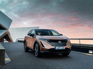 Supporting image for story: Nissan Ariya orders open with electric SUV costing from £41,845