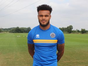 Supporting image for story: Shrewsbury Town boss John Askey hails Aaron Amadi-Holloway's 'perfect' start