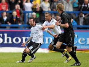 Supporting image for story: AFC Telford into play-off final
