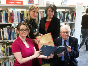 Supporting image for story: Minister opens new library