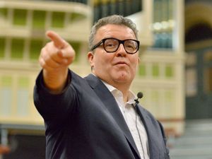 Supporting image for story: Watson shock at Gov't gambling admission