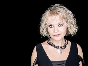 Supporting image for story: Wolverhampton blues artist Rebecca Downes wins national award