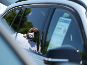 Supporting image for story: Christmas to bring great deals on nearly-new cars