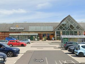 Supporting image for story: Appeal after assault outside supermarket in which victim was hit on head