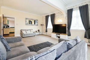 The five bed detached house for sale in Wolverhampton. Photo: Your Move estate agents