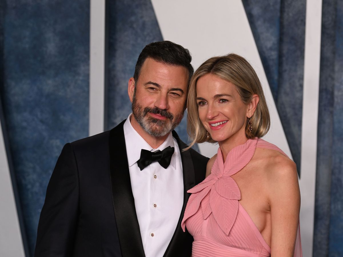 US TV host Jimmy Kimmel has show reinstated