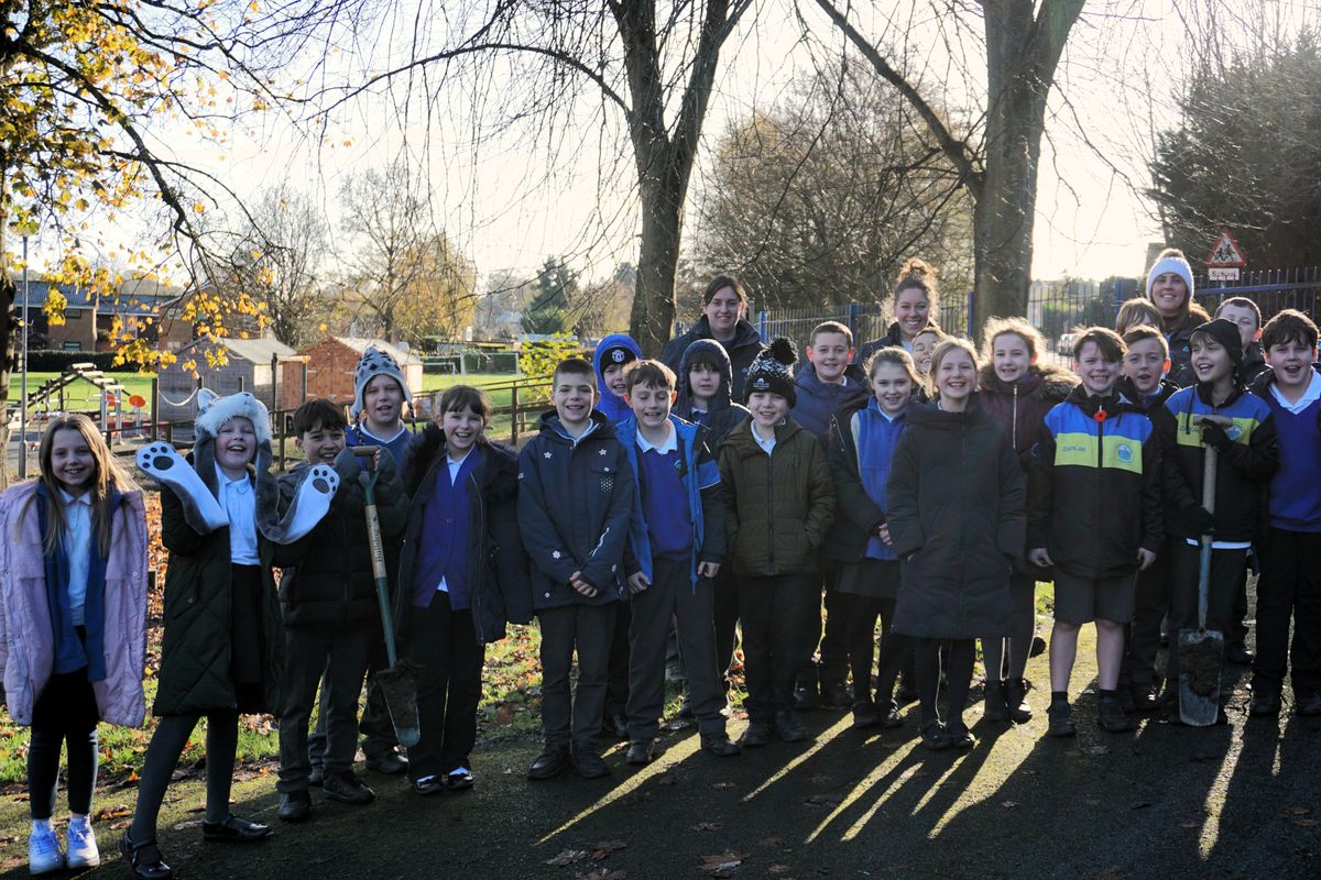 Pupils join major effort to restore local rivers and create greener school grounds