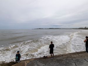 Supporting image for story: Hurricane Erin forecast to create life-threatening waves along US east coast