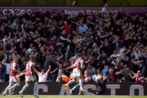 Aston Villa's Jacob Ramsey celebrates scoring their side's first goal of the game