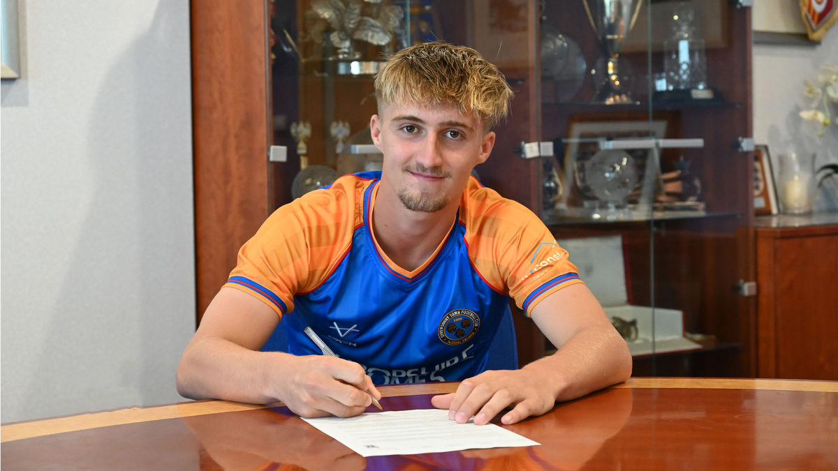 Shrewsbury Town academy product signs first professional contract