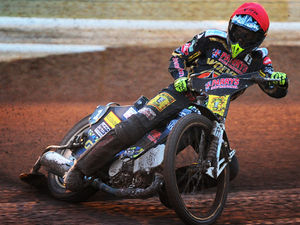 Supporting image for story: Wolverhampton Wolves' season delayed