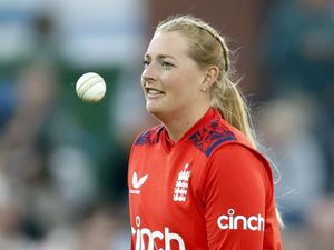 Supporting image for story: England cannot get distracted by T20 World Cup permutations – Sophie Ecclestone