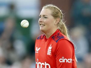 Supporting image for story: England cannot get distracted by T20 World Cup permutations – Sophie Ecclestone