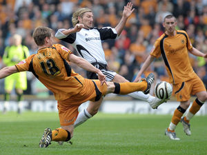 Supporting image for story: FC Oswestry Town set to face former Wales and Derby County midfielder Robbie Savage