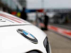 Supporting image for story: BMW chief quits German carmaker