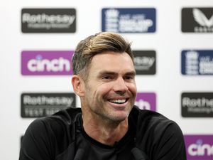 Supporting image for story: James Anderson signs up for Hundred draft