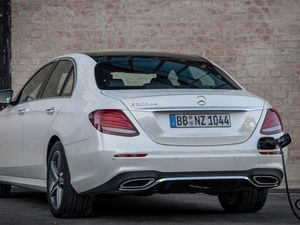 Supporting image for story: New car buyers favouring hybrids over diesel