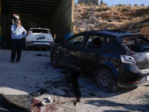 Supporting image for story: Israeli strikes kill six in occupied West Bank