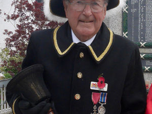 Supporting image for story: From a 10 year-old boy with his own little bell, to an 89 year-old leading his town’s carnival parade, Town Crier Derrick Price was a true Knighton legend