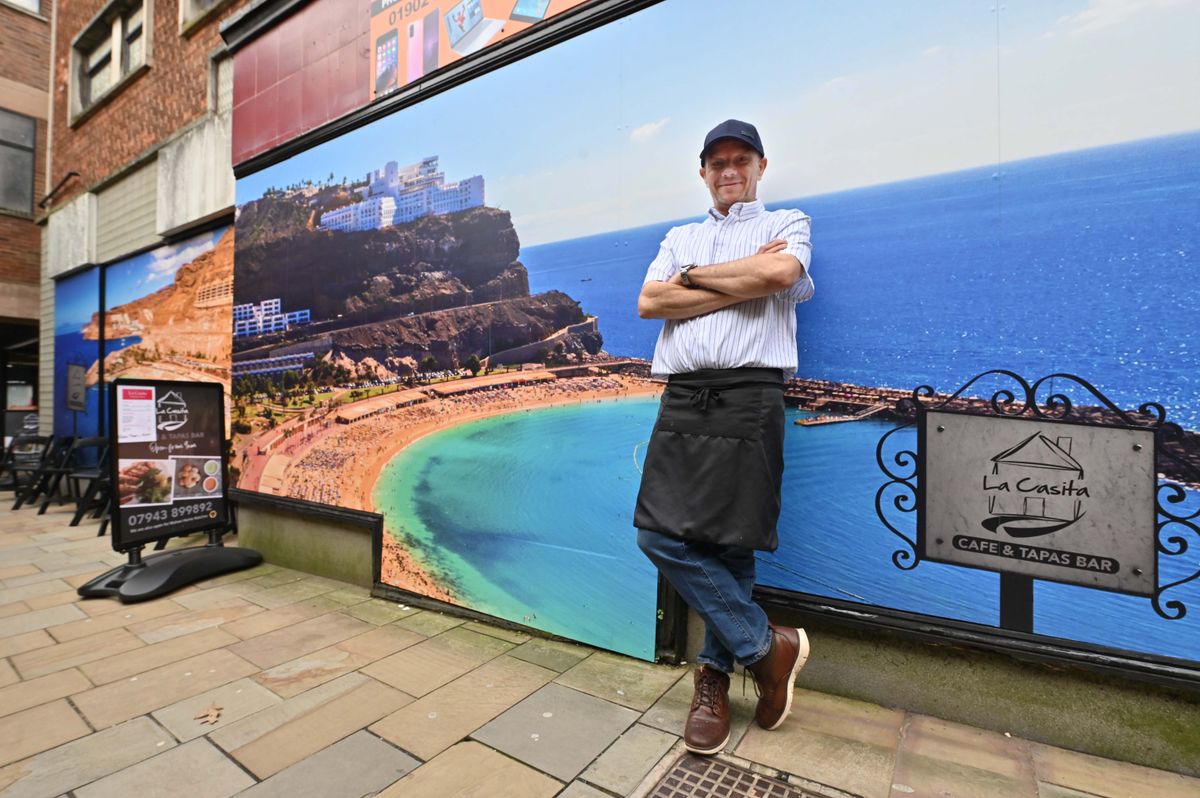 'You can leave KFC behind, try us and really taste the difference': We visited a unique restaurant bringing a taste of the Mediterranean to the Black Country