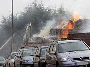 Supporting image for story: Trading estate blaze 'suspicious'