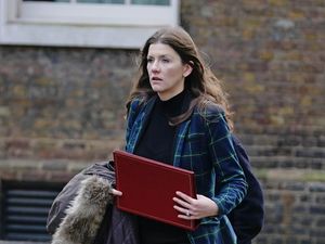 Supporting image for story: Government takes post-qualification admissions off the table