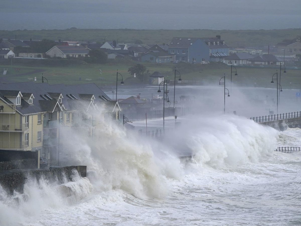 Weather alerts remain in place as Storm Floris arrives in Ireland