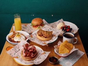 Supporting image for story: Yardbirds bottomless brunch gives diners the chance to start Saturdays with champagne and chicken