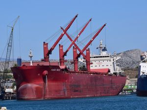 Supporting image for story: Yemen’s Houthi rebels claim responsibility for attacking ship in Red Sea