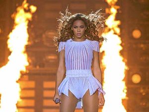 Supporting image for story: Beyonce's back with a bang at Birmingham's LG Arena