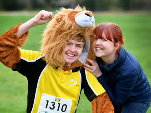 Supporting image for story: Another roaring success for Whitchurch 10k race as new course records are set