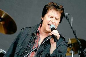 Supporting image for story: Stars of stage, showbiz and screen at Ludlow Festival