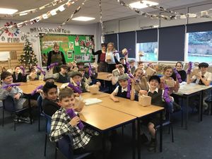 Supporting image for story: Schoolchildren turn back the clock to understand the Second World War home front