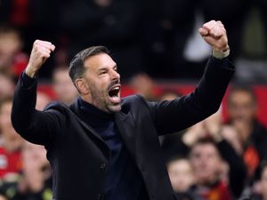 Supporting image for story: Ruud awakens Manchester United with thumping Carabao Cup win over Leicester