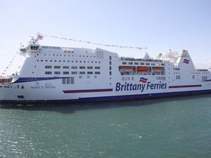 Supporting image for story: Government signs new no-deal Brexit ferry contracts