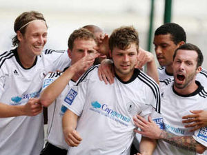 Supporting image for story: Andy Brown a doubt for Bucks v Worcester City