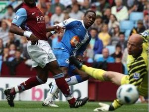 Supporting image for story: Rumours - Charles N'Zogbia to finally join Villa?