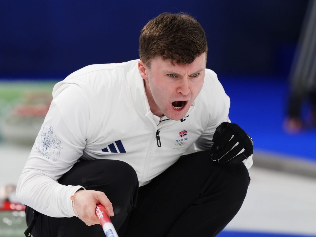 Great Britain qualify for men&rsquo;s curling semi-final after Switzerland beat Italy