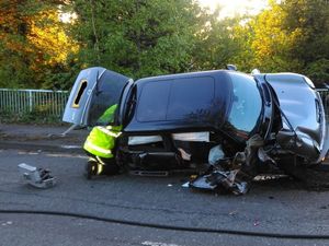 Supporting image for story: Driver flees high-speed crash scene in Halesowen