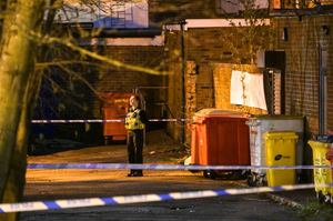 Cordons were put in place across the car park. Photo: SnapperSK