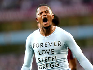 Supporting image for story: Aston Villa's Leon Bailey wary of quad injury 