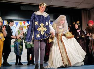 Caitlyn Dean and Elsa Brobeck-Brown