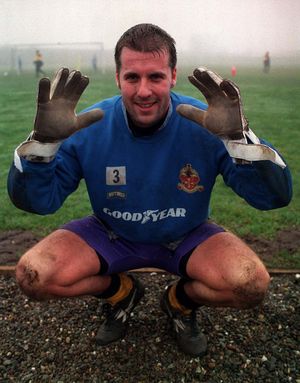 [MIKE STOWELL DB]
Caption:	JUST IN CASE...WOLVES PENALTY HERO MIKE STOWELL AFTER PRACTICING HIS PENALTY SAVES AT THE COSFORD TRAINING GROUND.
Byline:	.
Credit:	DAVE BAGNALL
Object name:	MIKE STOWELL DB
Category:	
Caption writer:	.
Original transmission reference:	.793
Special instructions:	
City:	TOWN
Originating Program:	8BIM
Date:	16/1/96
Time:	13:57:57