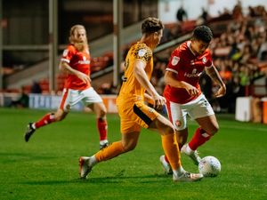 Supporting image for story: Walsall 0 Newport 0 - Report and pictures 