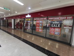 Supporting image for story: Shelves almost empty in Wolverhampton as 24 more Wilko branches close doors 