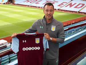 Supporting image for story: Conor Hourihane: We can all learn from 'icon' John Terry