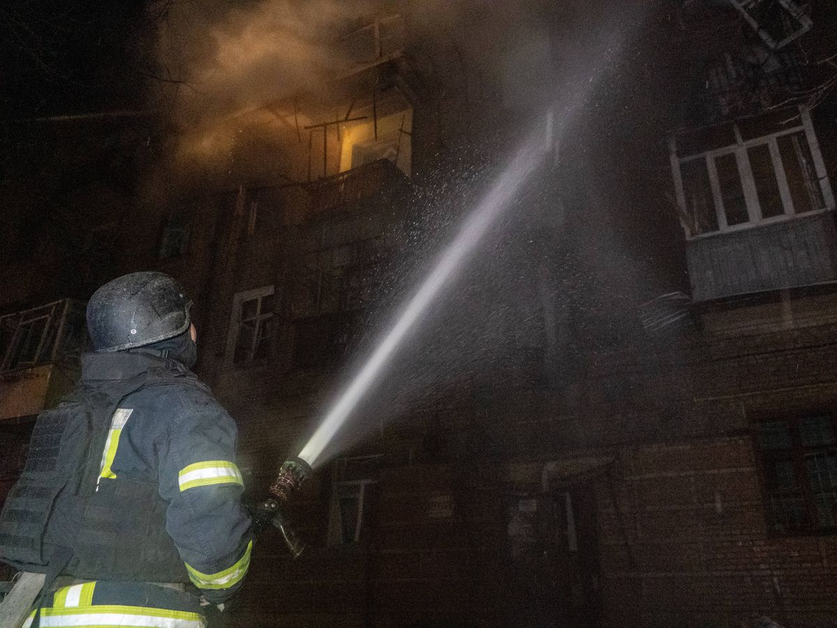 Deadly Russian attacks hit Ukraine ahead of talks to end war Deadly Russian attacks hit Ukraine ahead of talks to end war