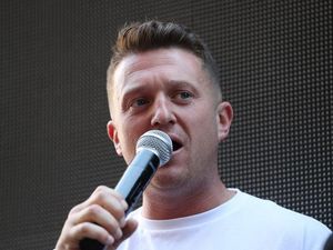 Supporting image for story: Second Tommy Robinson YouTube channel bypasses restrictions on his account
