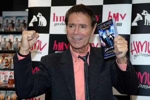 Supporting image for story: Sir Cliff Richard's fans make his Birmingham visit special